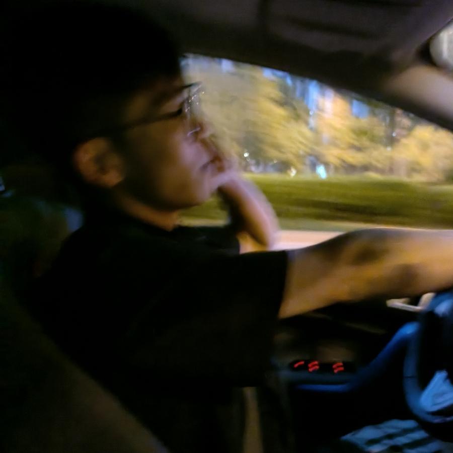 👑      机车伟雄