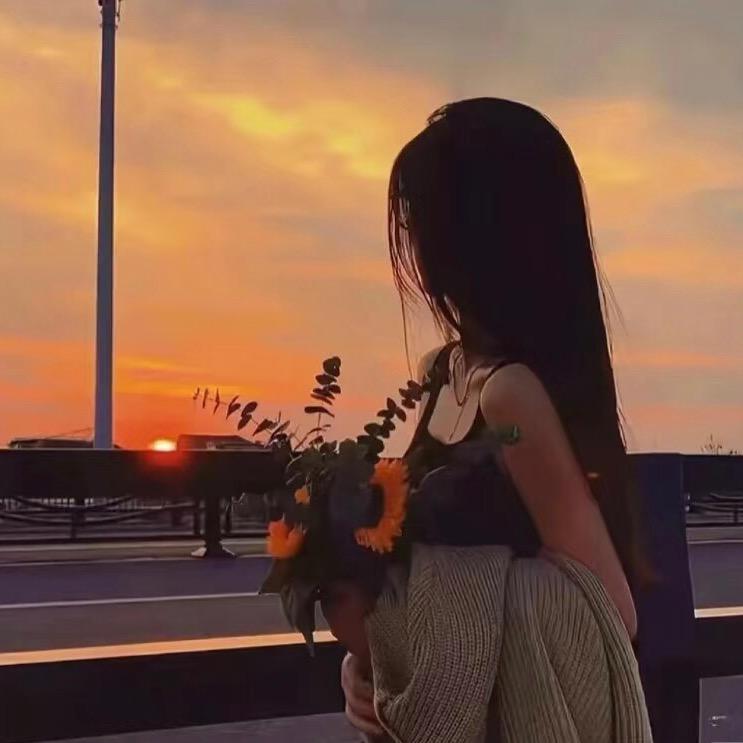 爱吃豆芽的菜菜