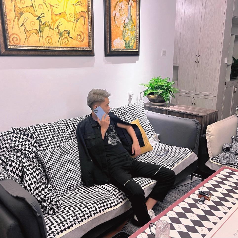 段公子（跑网约车买保时捷）