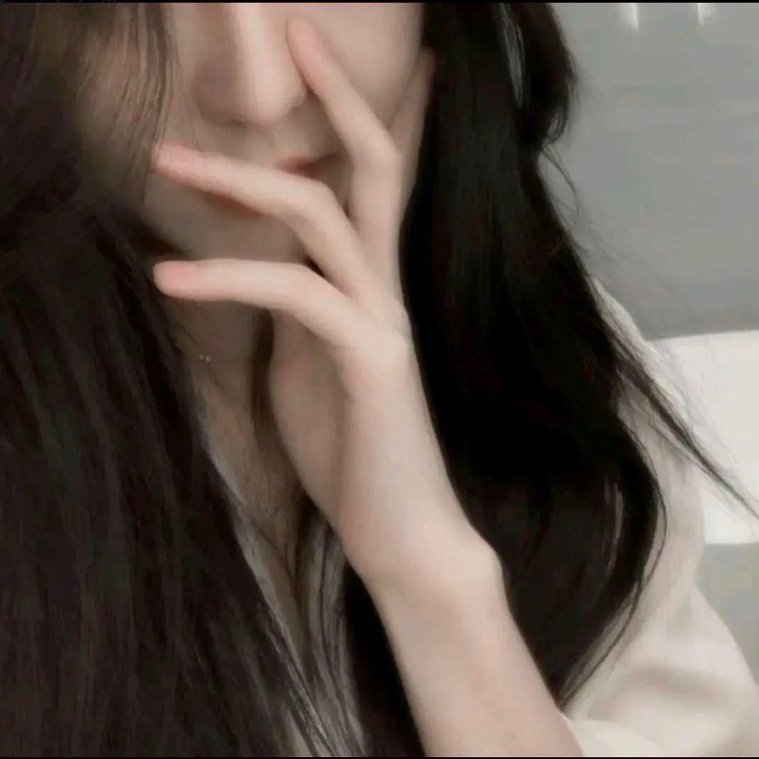 似水。