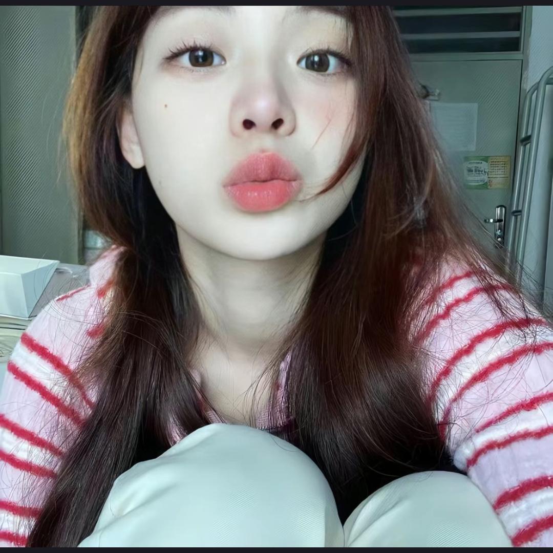 草莓蛋挞🍓