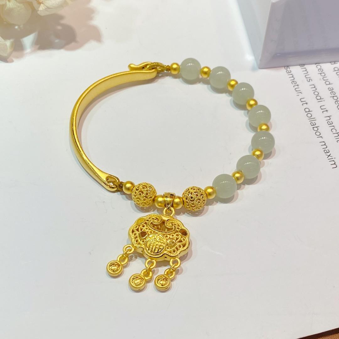 壹芯黄金珠宝（👀主页背景）