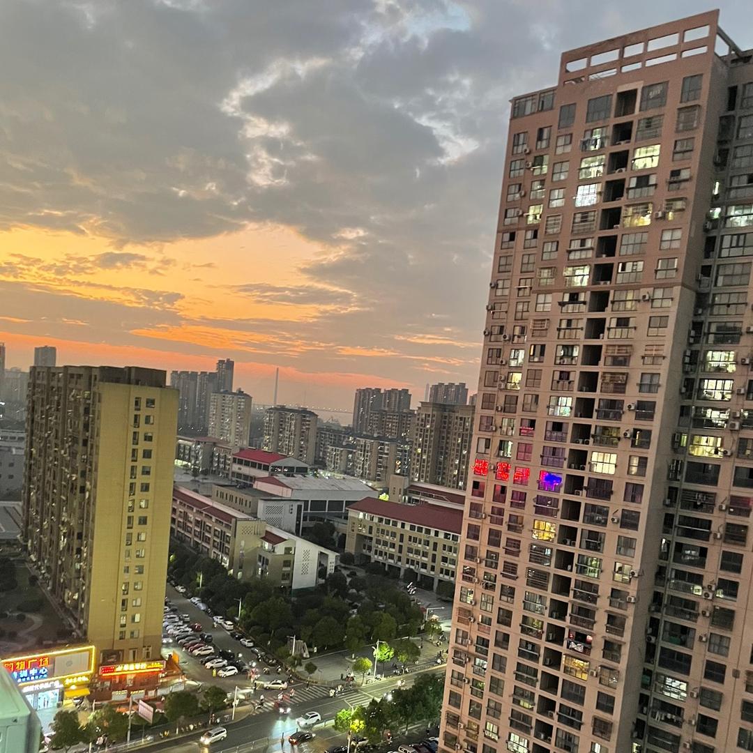 洛洛爱灸