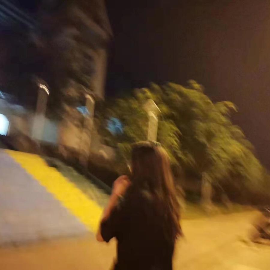 卖眼镜👓的鑫仔