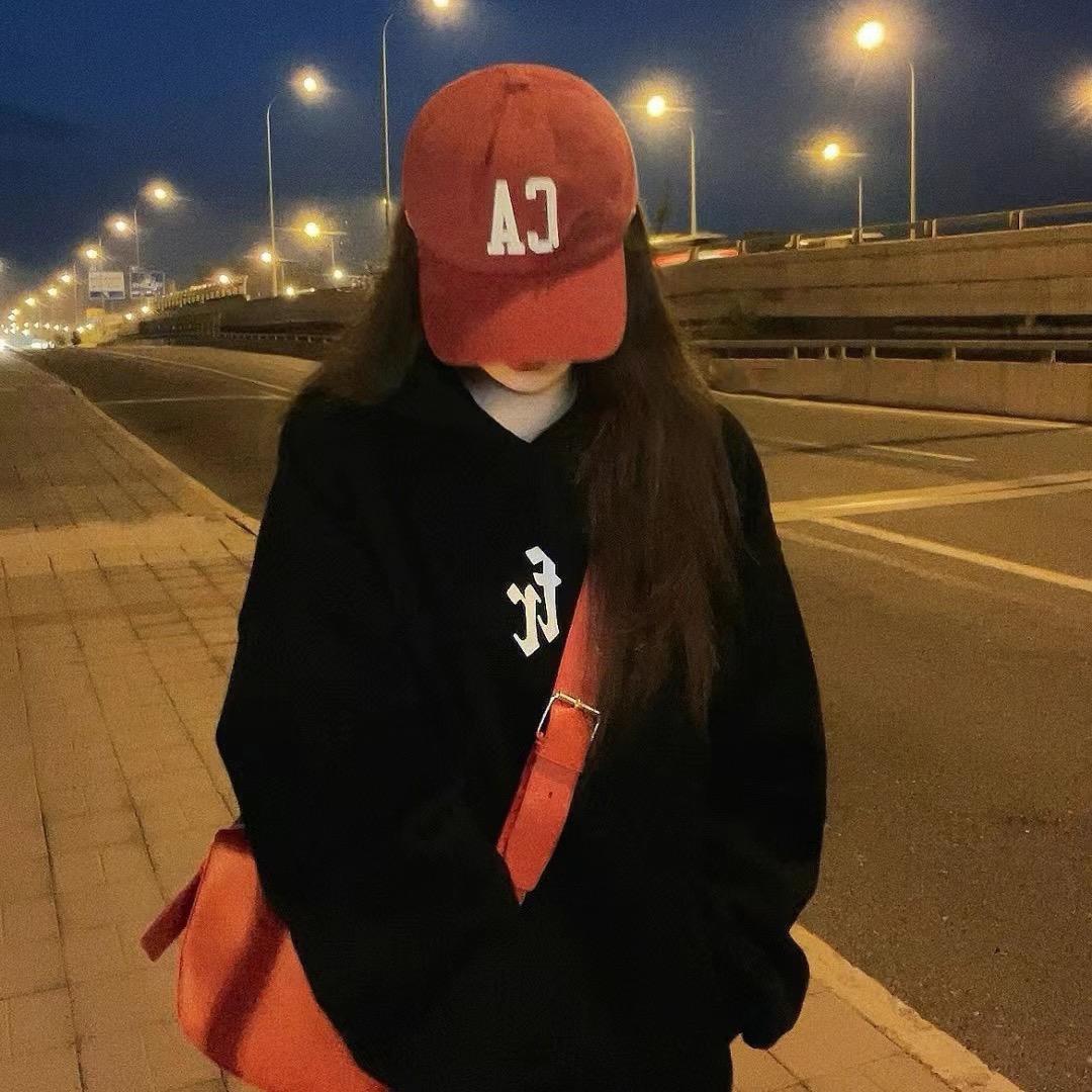 满满在搬砖
