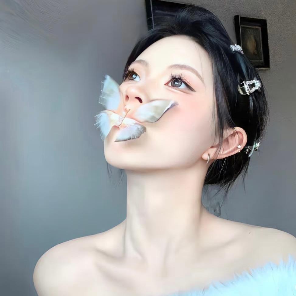 小青青🐍