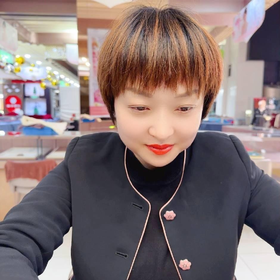 六福齐来小灵子