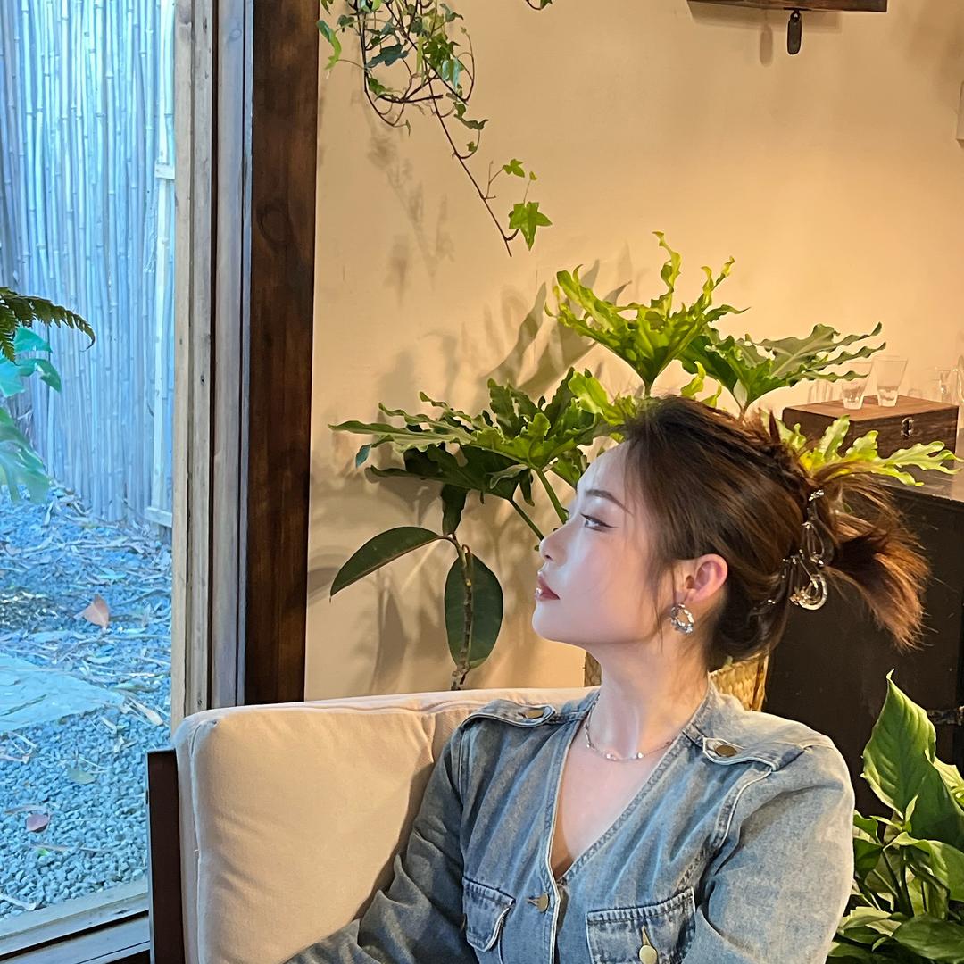 馨丽都曾曾