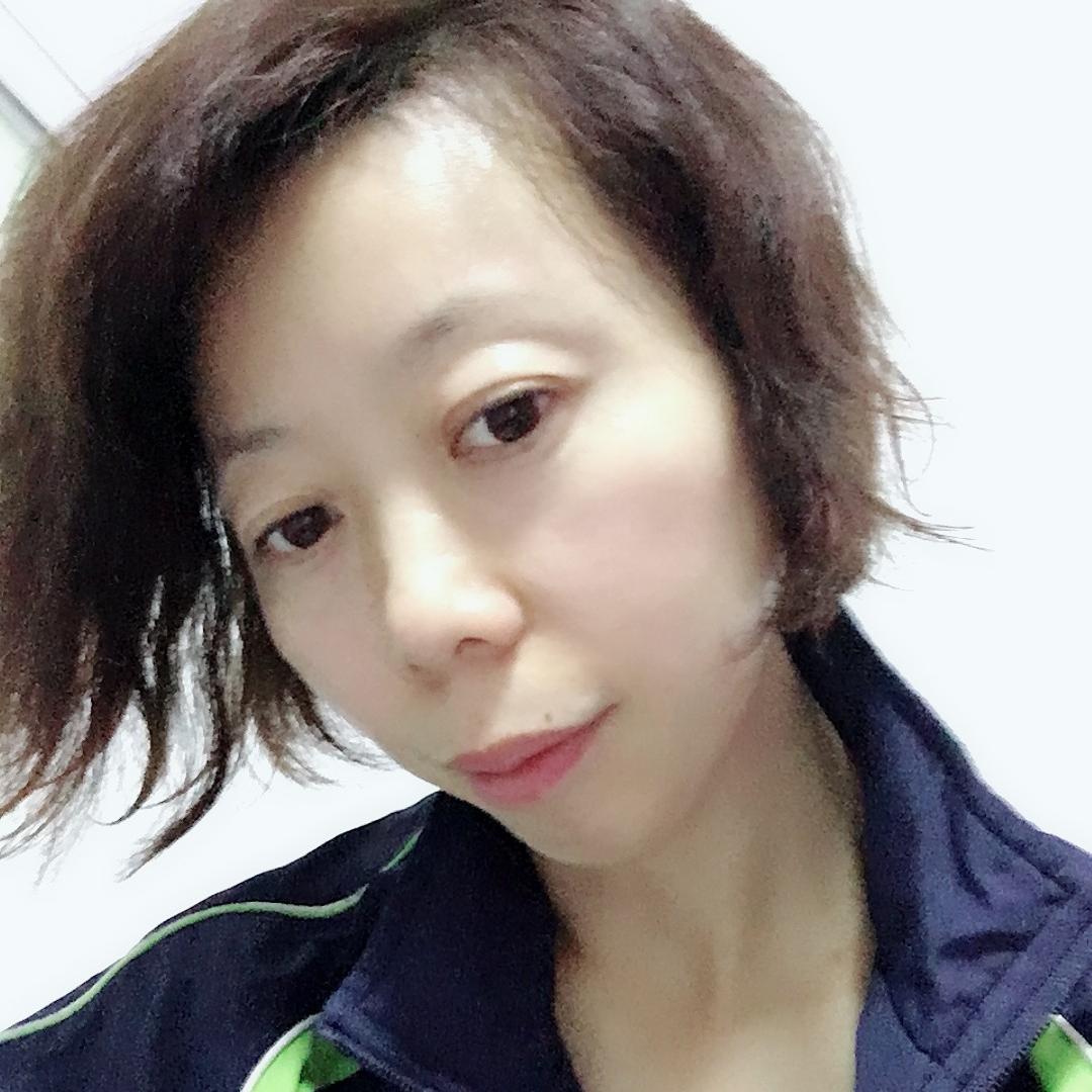 武商城市奥莱三楼骆驼户外