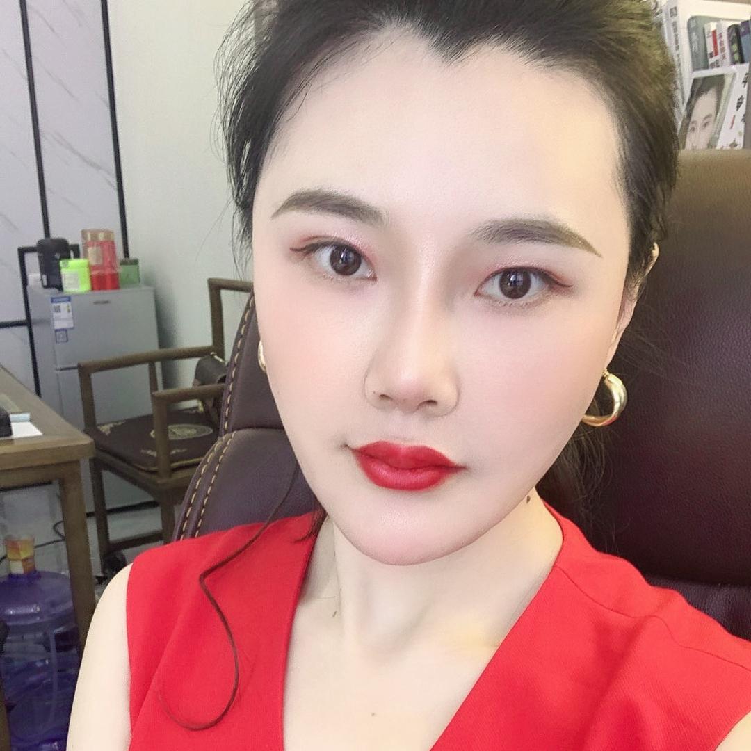 东莞瑞诗卡曾芊涵