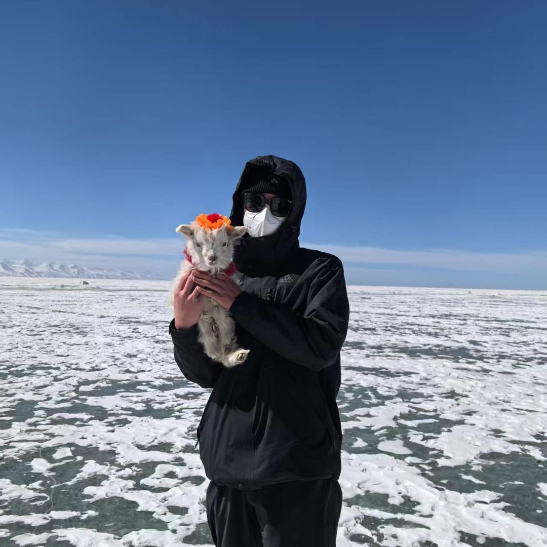 皓月运动美学兴华路店  教练陈阳