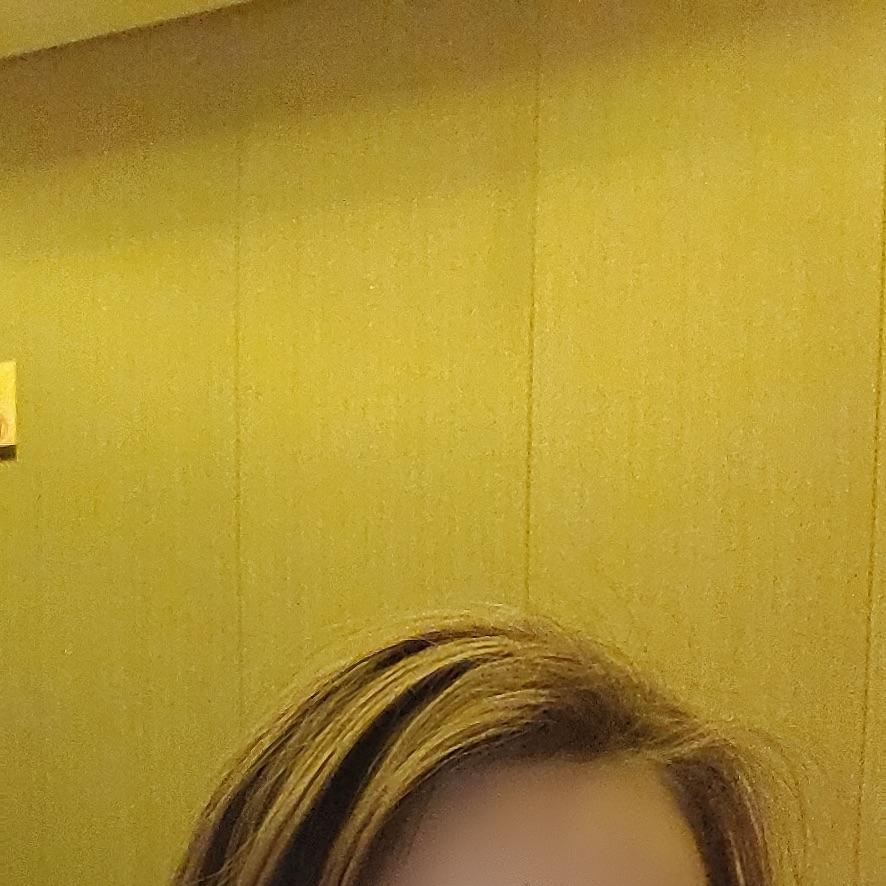 加🍬的丫头