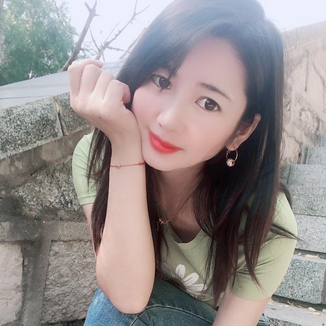 贾美丽⁰⁹²⁰