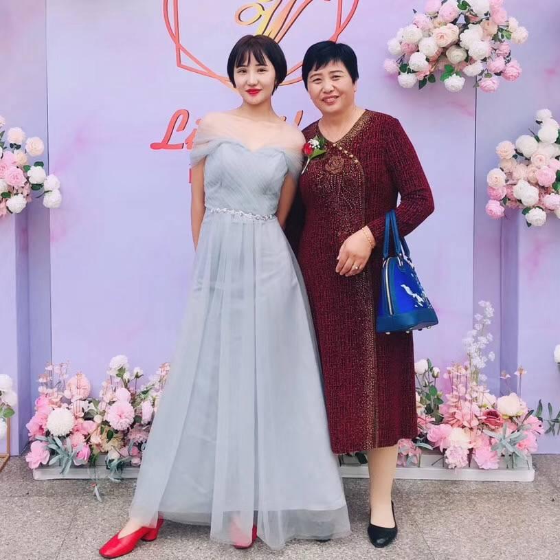 牛姐晚上8：10直播