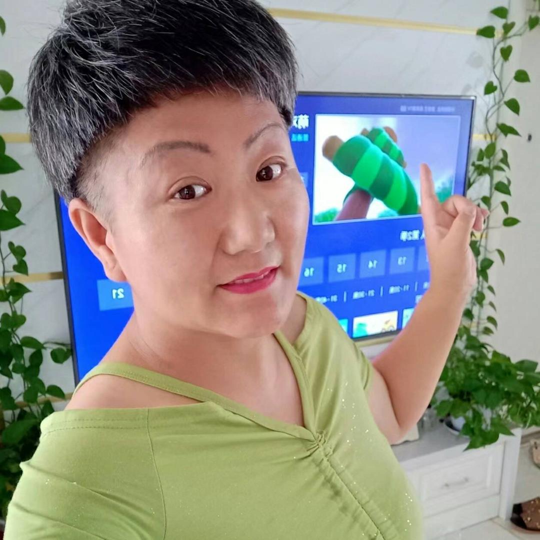 八卦大英子