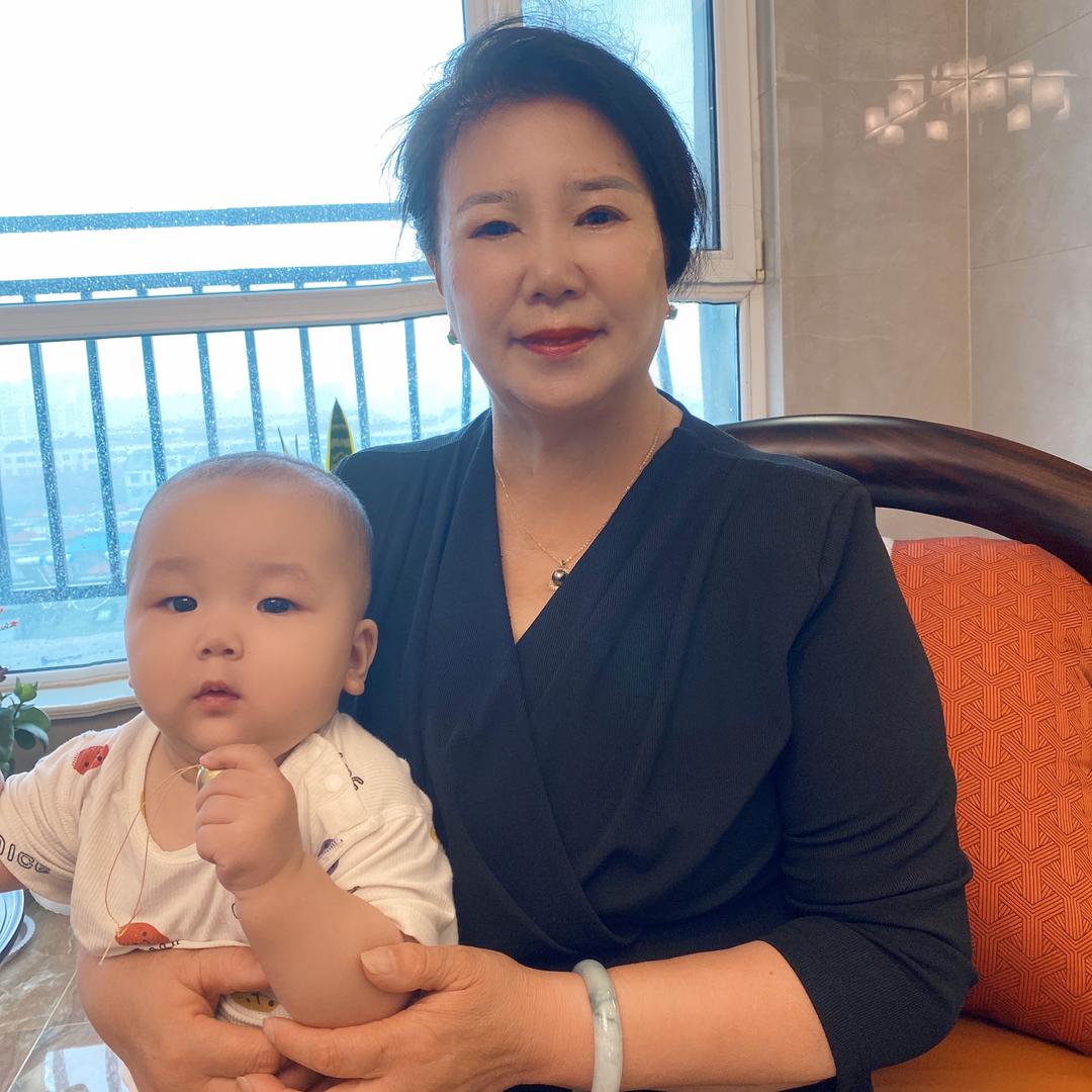 八宝奶奶爱美食