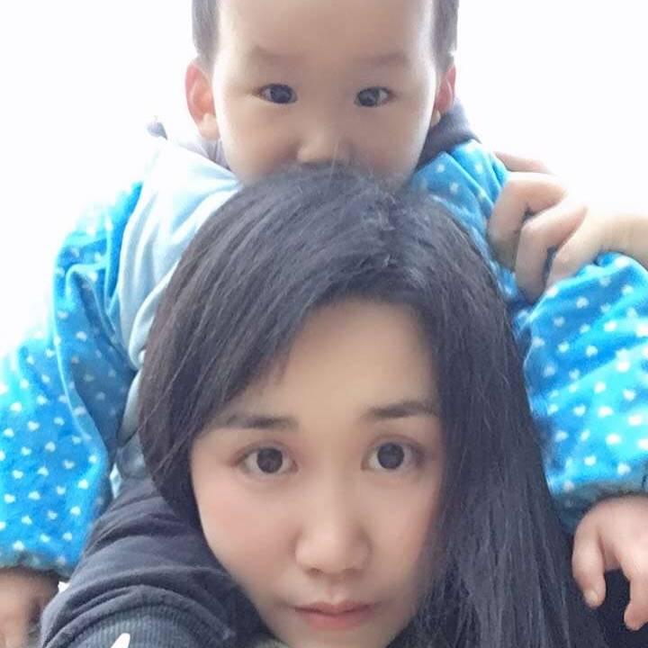 单亲妈妈燕子