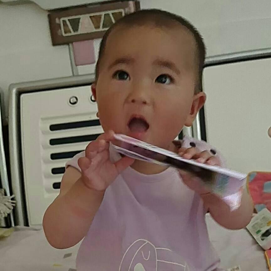 两个孙女爷爷爱河南戏