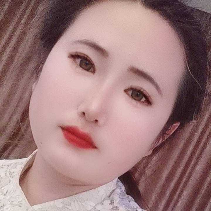 漂亮小女人