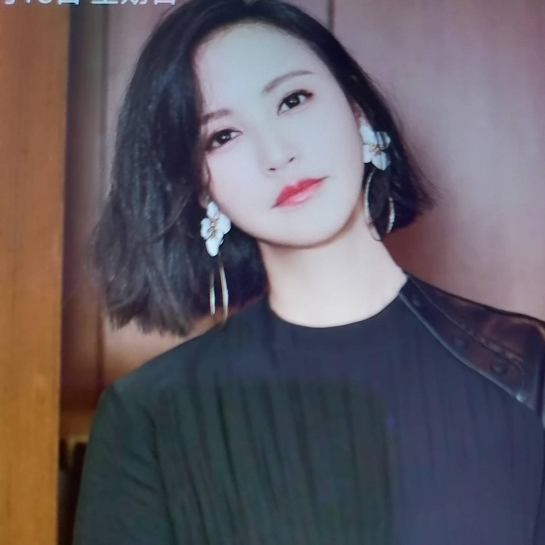 清晨的 小鹿🌄