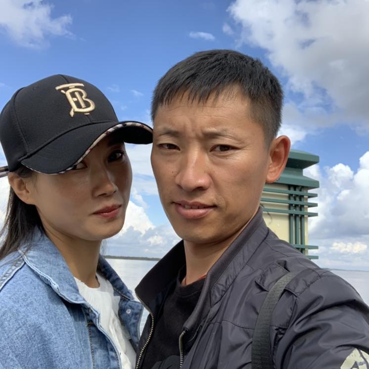 东北农村小两口