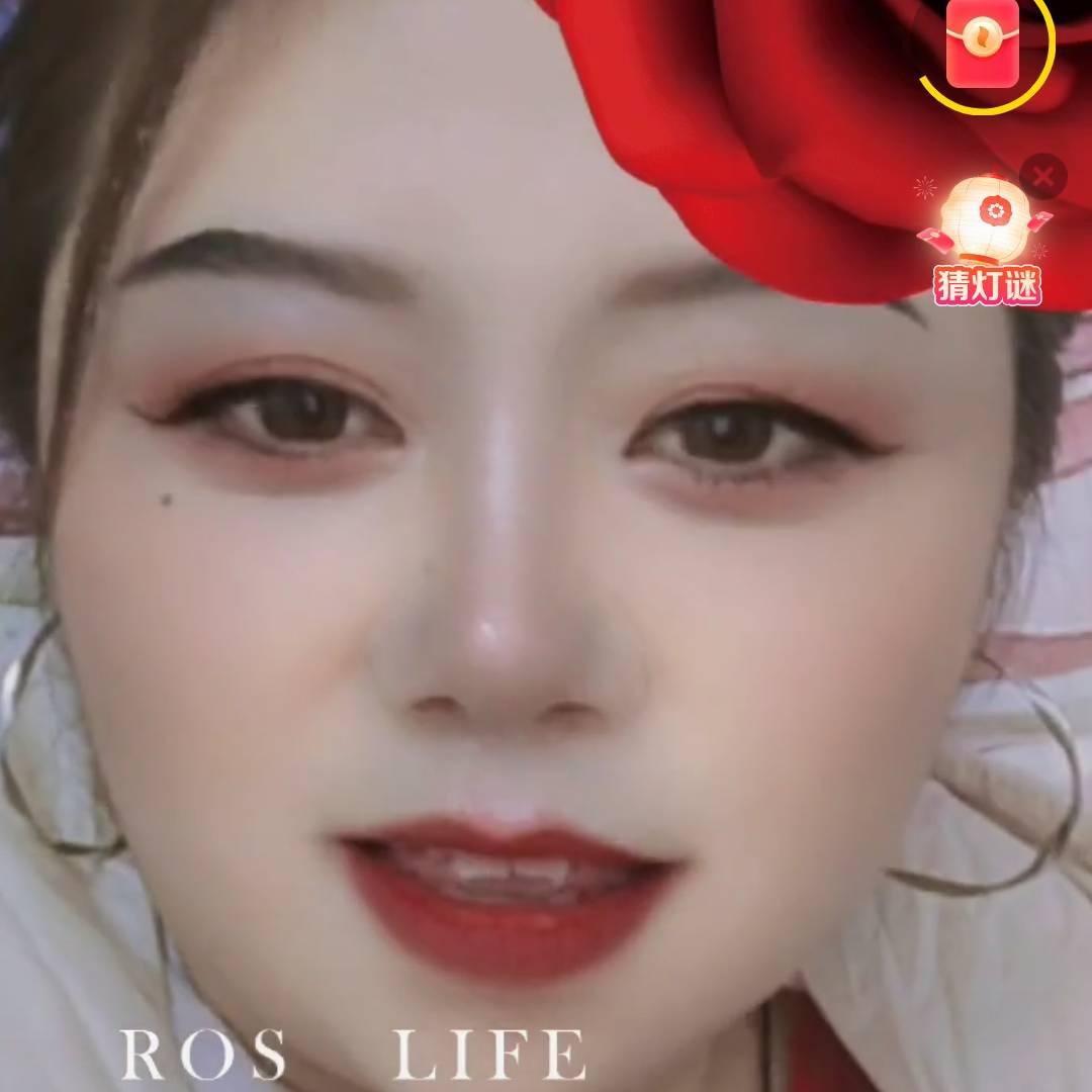 福妞爱🎤唱歌