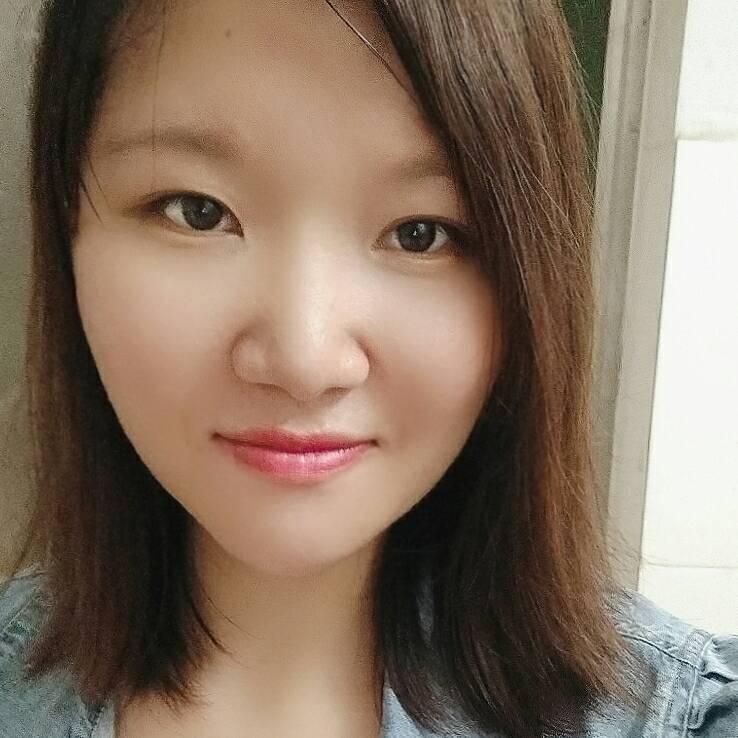 爱笑的小琪