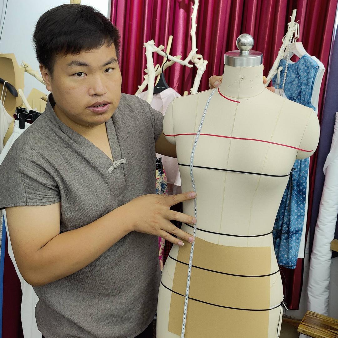 V快服装