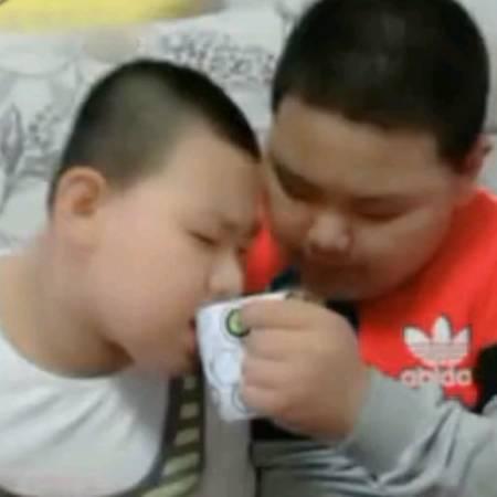 马姐，双胞胎脑瘫孙子！