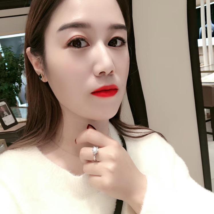 小华丽