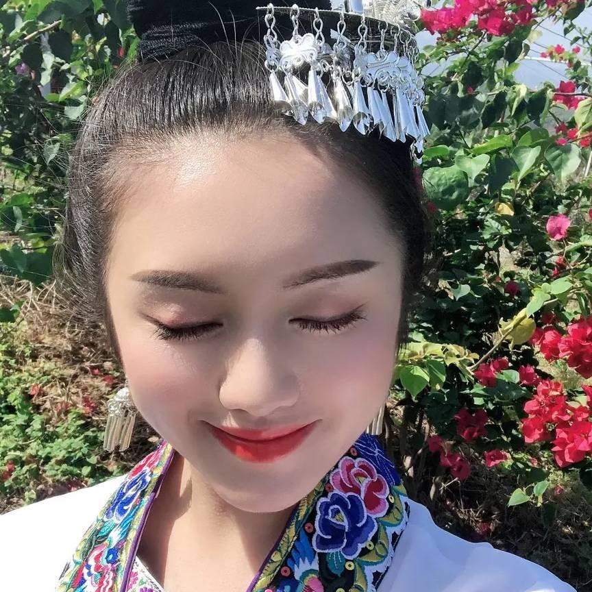 那山那水那苗妹