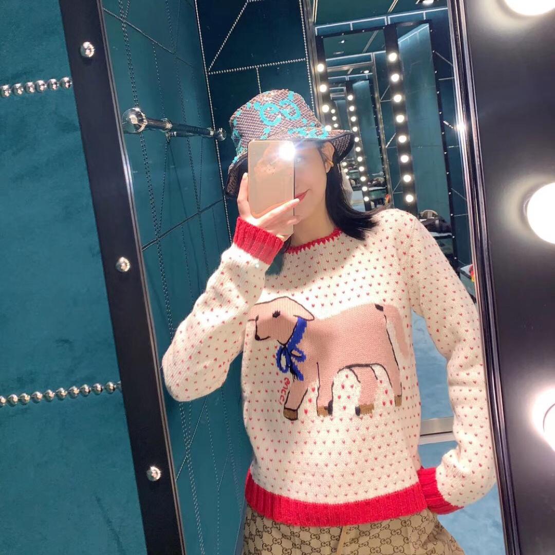 歌歌服装店