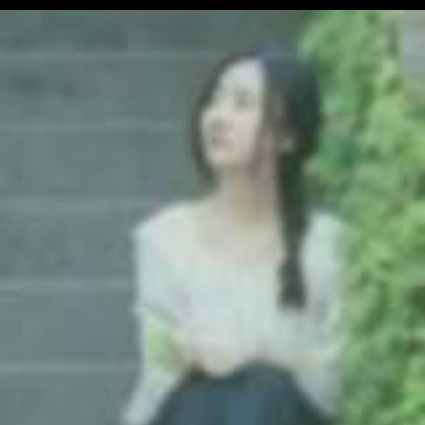 雨中百合•̀⌄•́