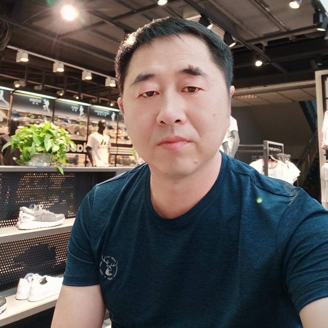 潘立成