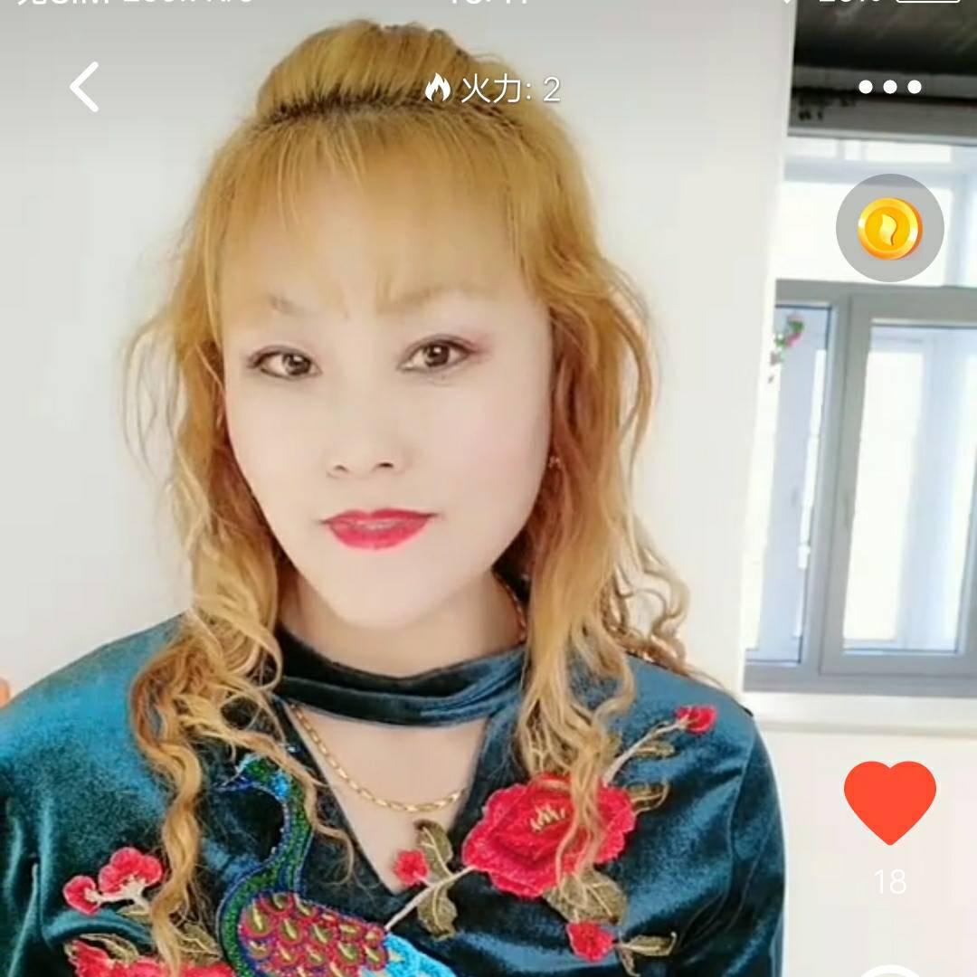 开心小梅🌹