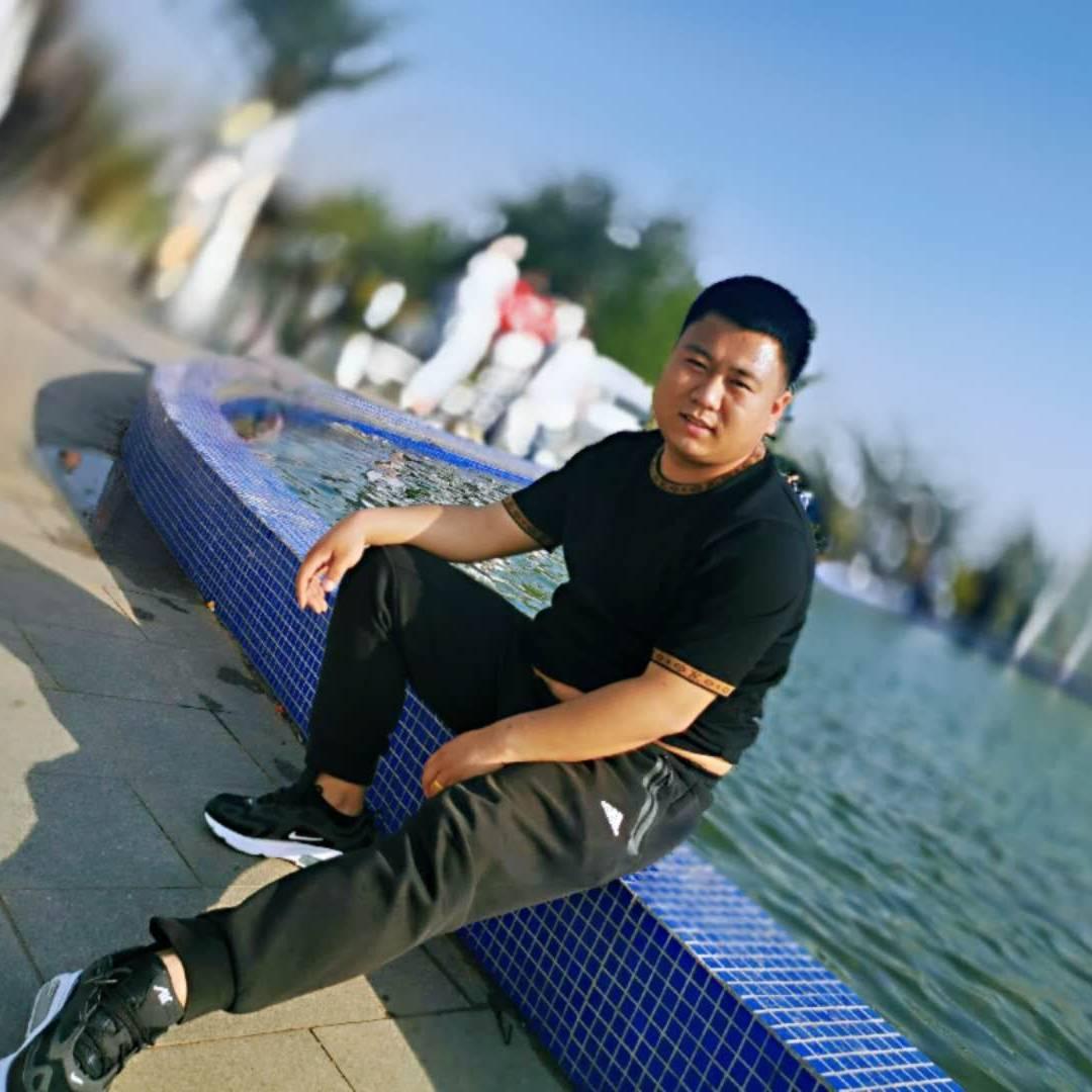 执业兽医师李明昊