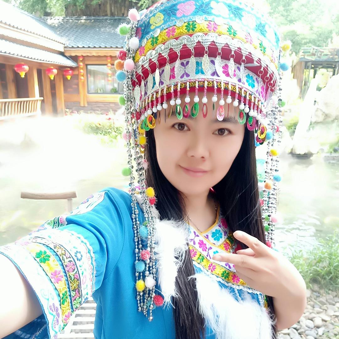 《《《《莹莹》》》》