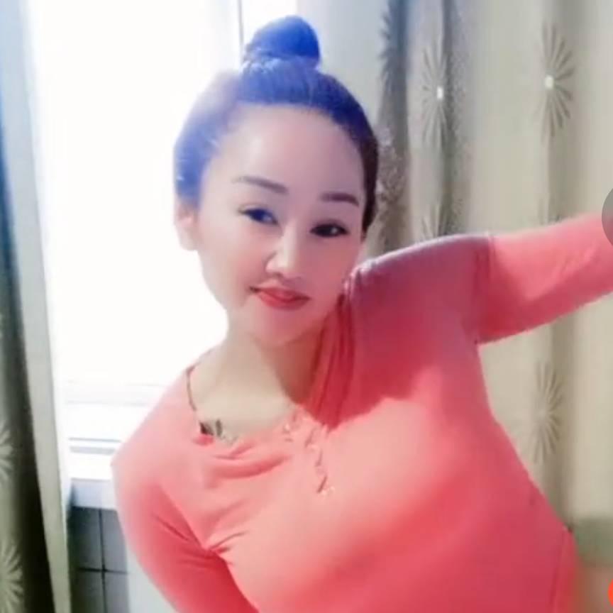 妩媚丽宝