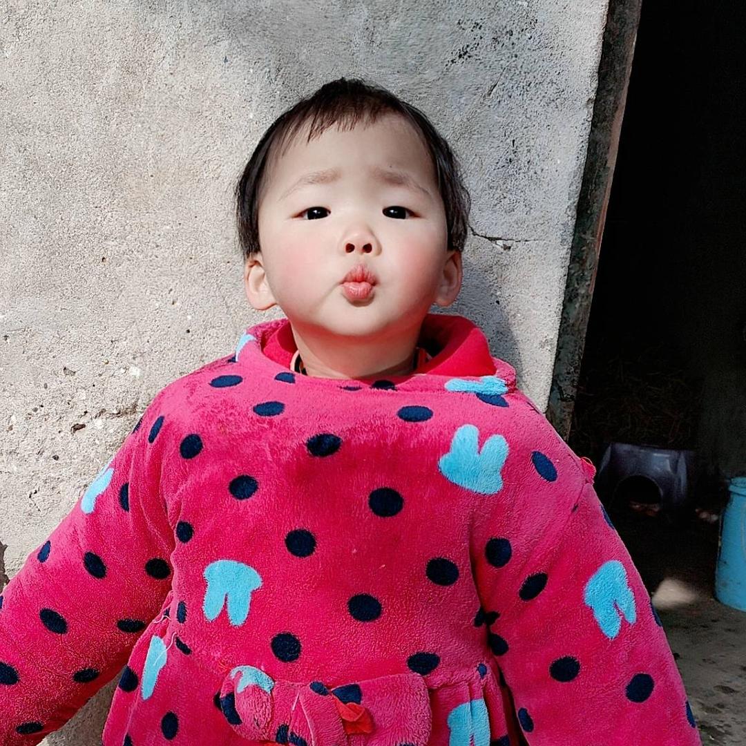 小小💝依依1