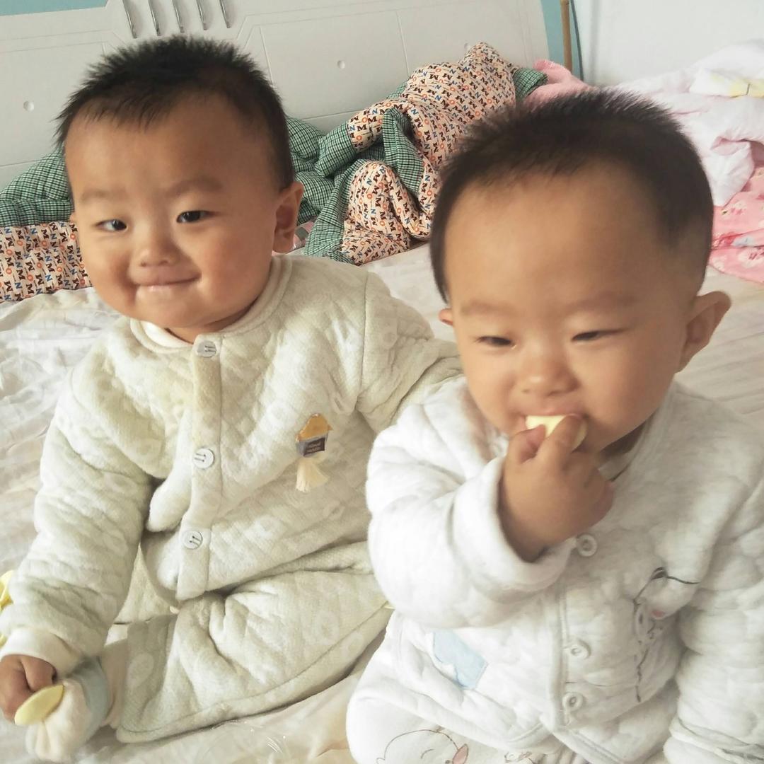 龙凤胎宝妈～黄永静