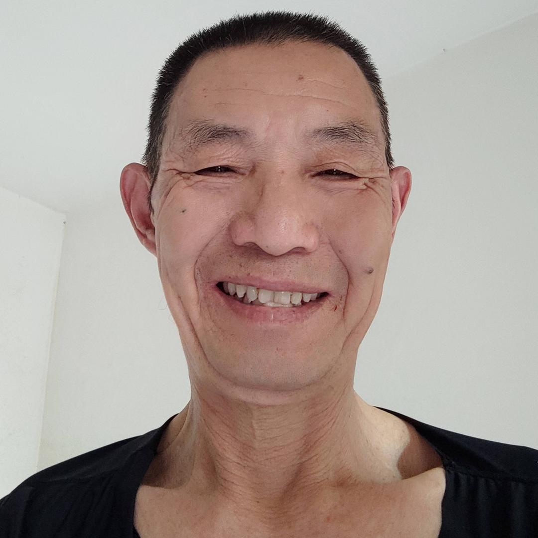 我想快乐一生。