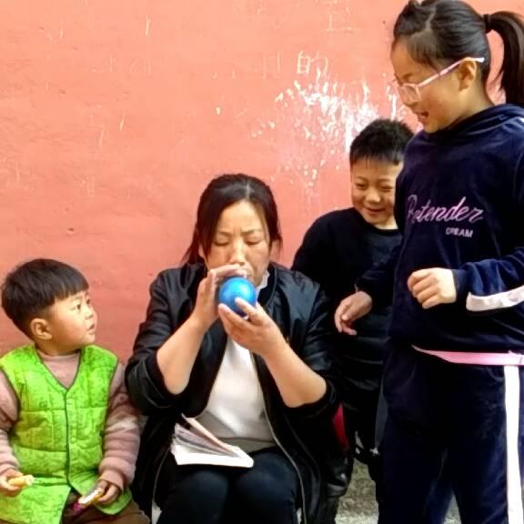 仨宝的全职宝妈