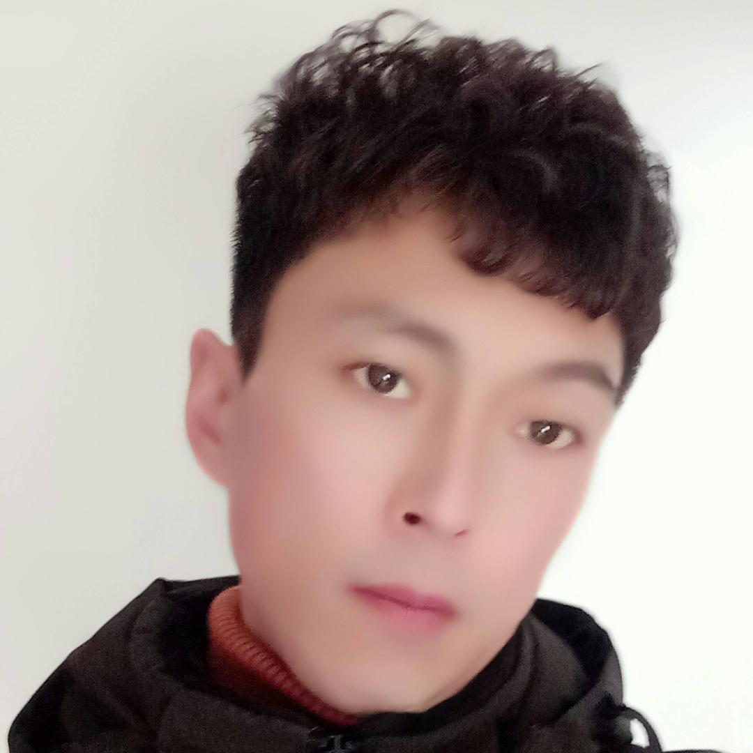 开心快乐小男孩