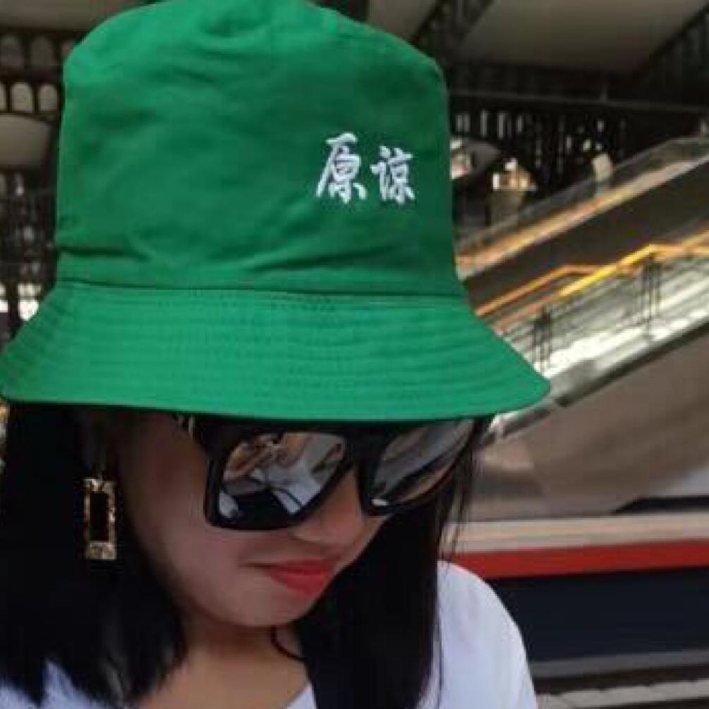 虎背熊腰的姐姐