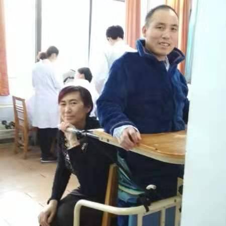 微笑里的泪花