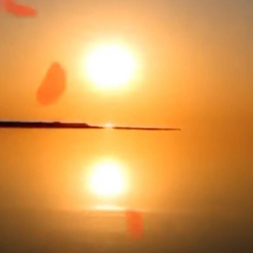 坦～～然