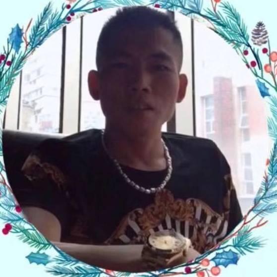 开牛车拉着老婆回娘家