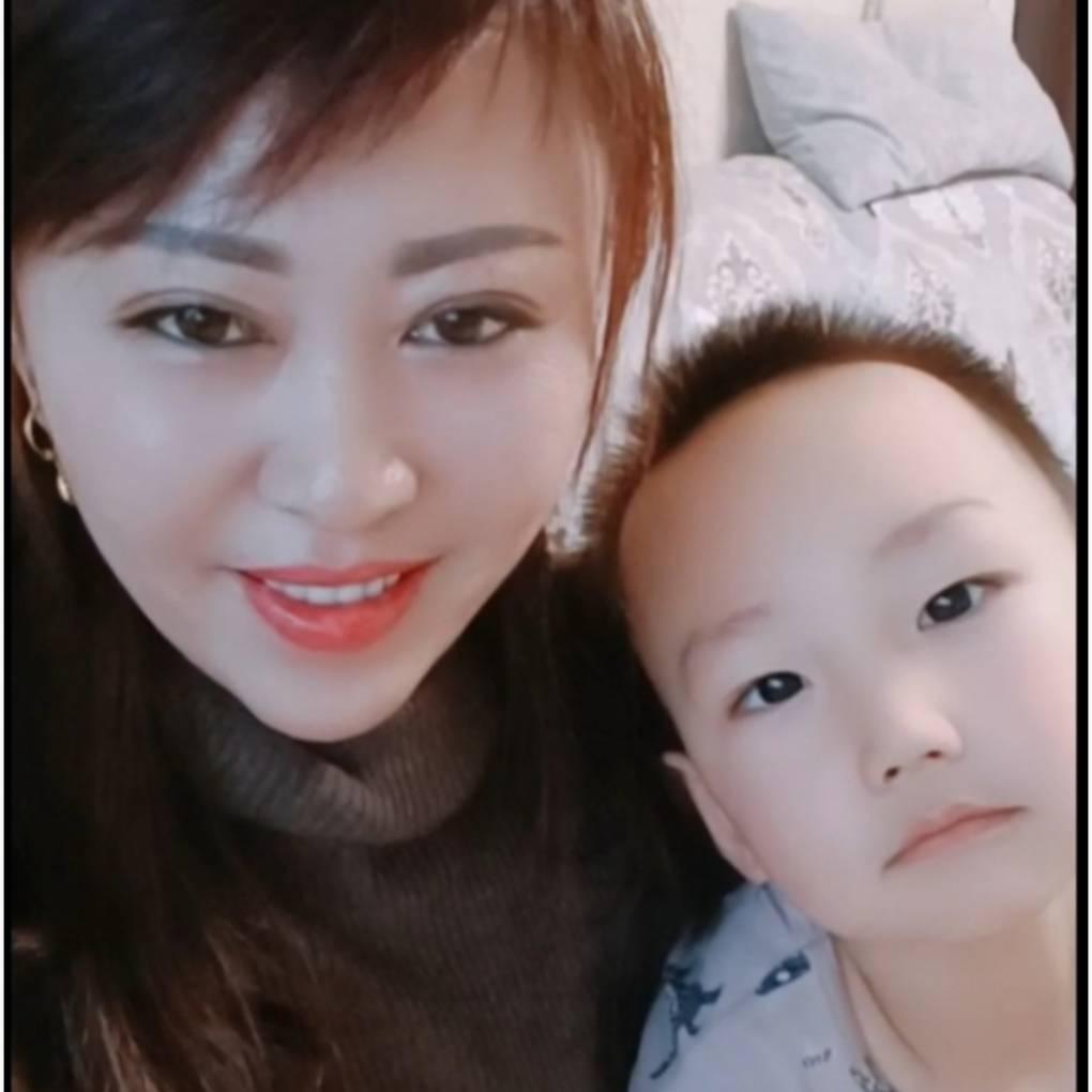 调皮快乐的羊奶奶