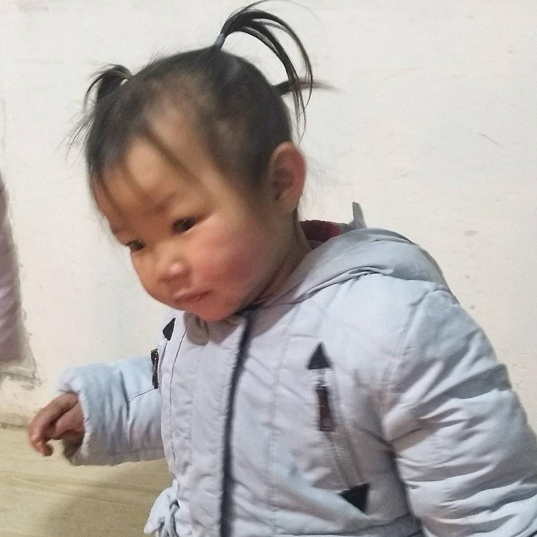 云南农村宝妈家有儿女