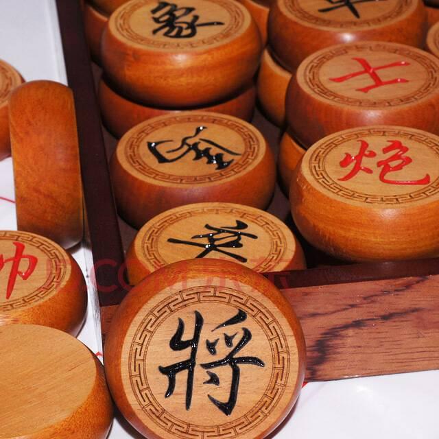 飞刀擒王